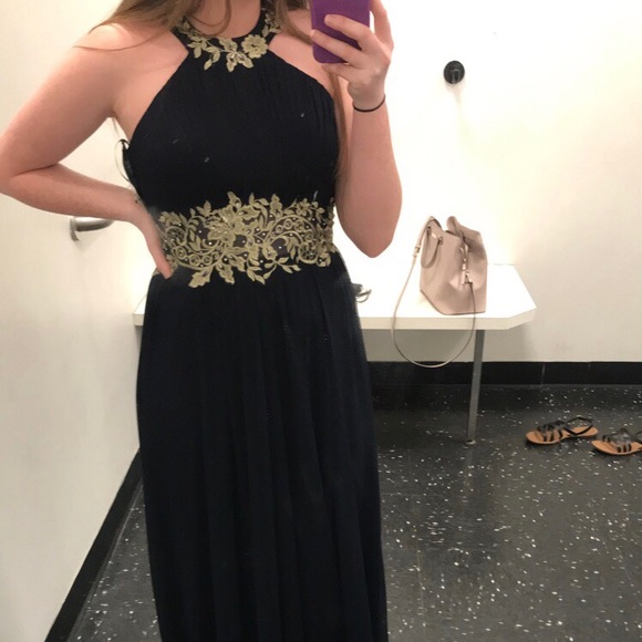 Prom Dress - Picture 3 of 4